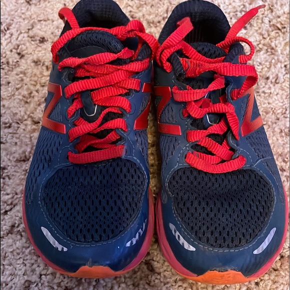 New Balance - Picture 2 of 2